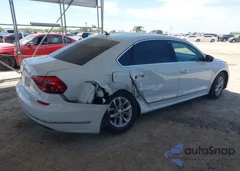 2017 Volkswagen Passat 1.8T S из США, поврежденный, VIN 1VWAT7A36HC031807